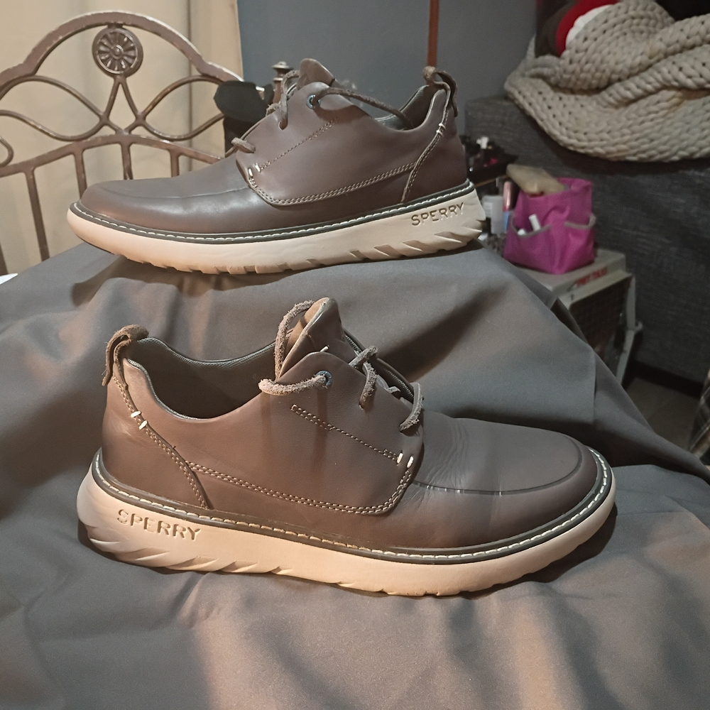 Sperry Men's Taupe Leather Boat Shoe with Cream Sole
